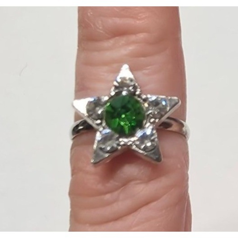 New Star-Shaped Silver Tone Ring Green Clear Stones Kid Midi Celestial Witchy